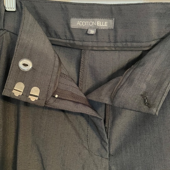 Addition Elle pantsuit - Picture 9 of 10